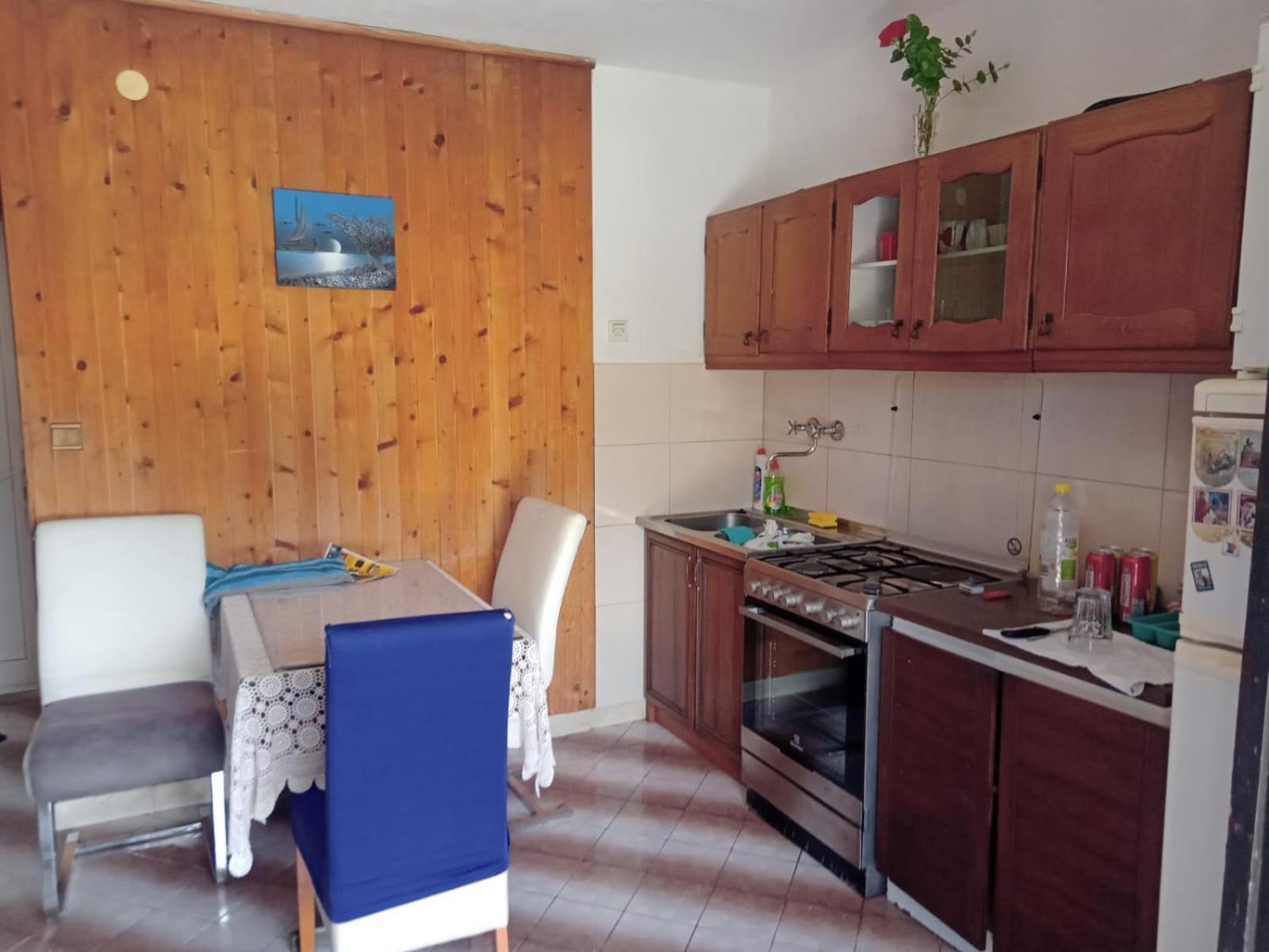 Apartments Nikola Pucisca Extérieur photo